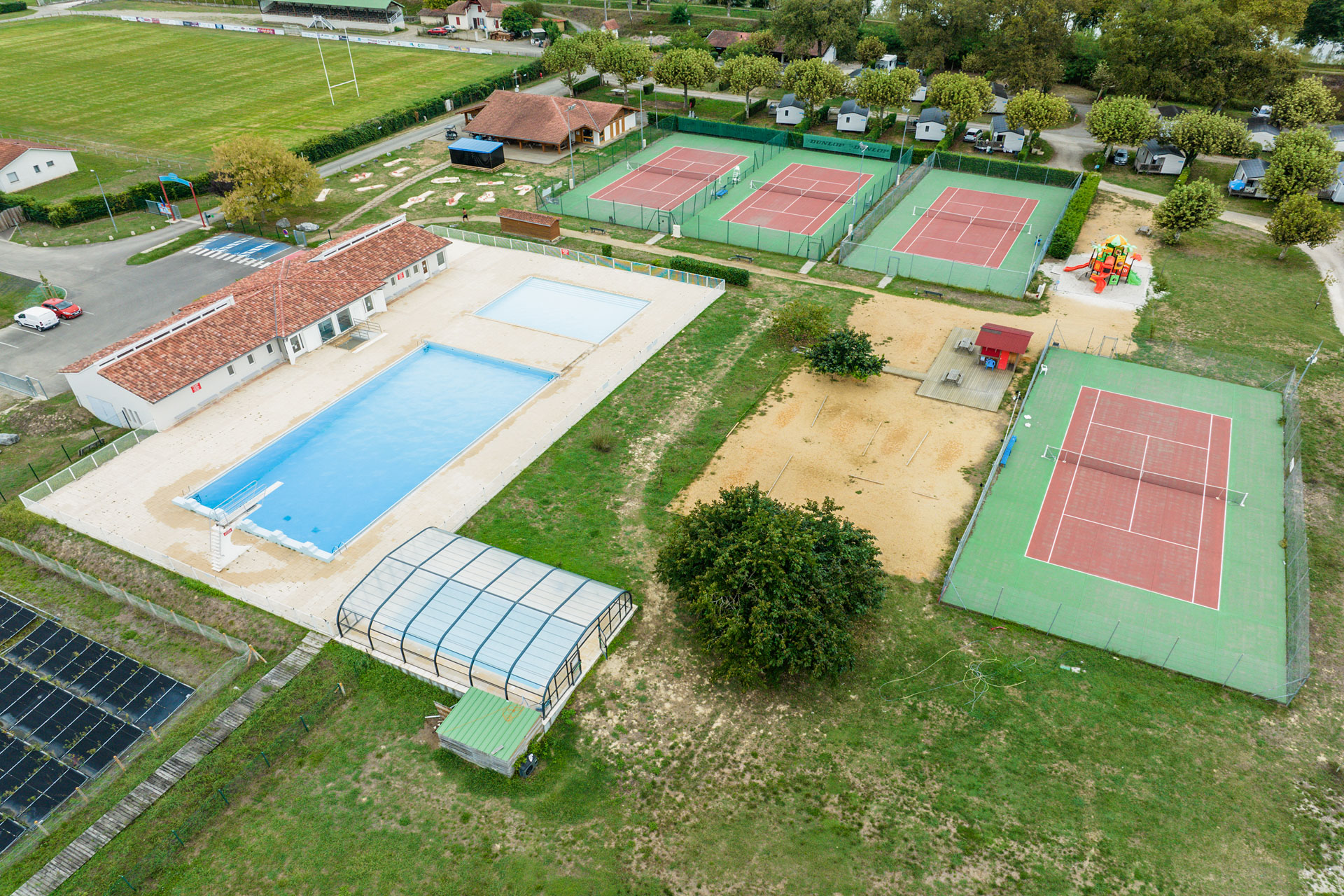 piscine camping rives de l'adour