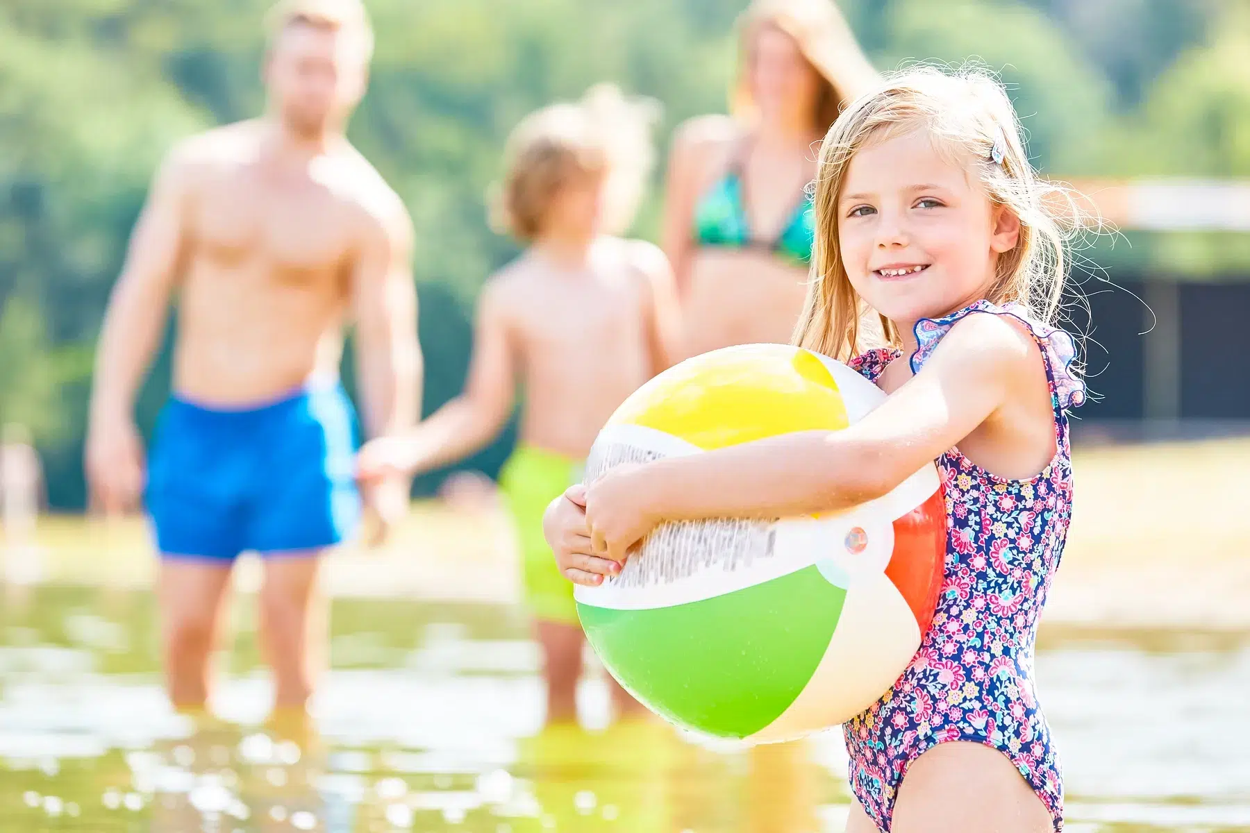 famille lac camping paradis les rives de l'Adour accueil